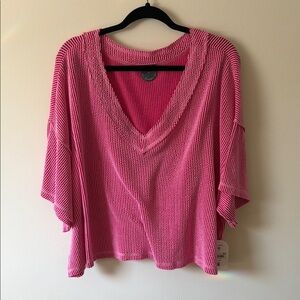 ARULA Bright Pink V-Neck Short Sleeve Knit Top